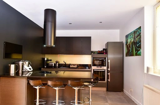 Красивый дом 130 м2 в Лионе, Франция