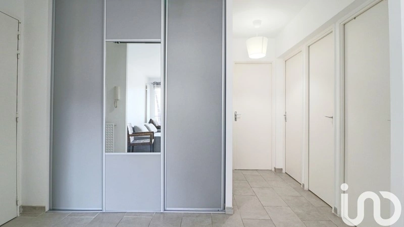 Furnished cozy apartment 50 m2 in Nantes, France