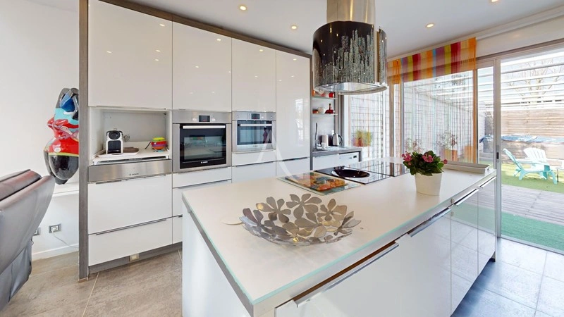 ओस्सितानिया, फ्रांस में 161 वर्ग मीटर का सुंदर घर