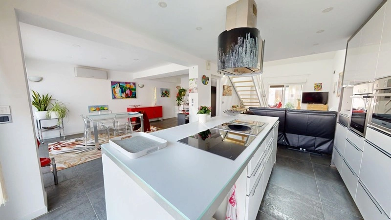 ओस्सितानिया, फ्रांस में 161 वर्ग मीटर का सुंदर घर