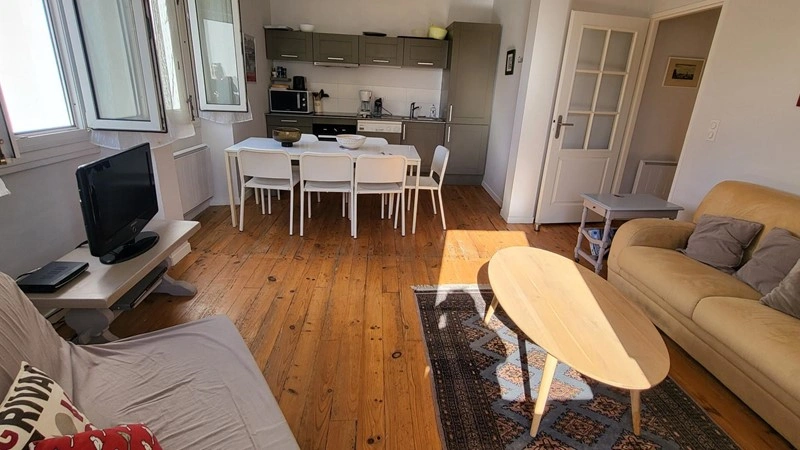 नौवेल-आक्विटेन, फ्रांस में 56 म² का आरामदायक अपार्टमेंट