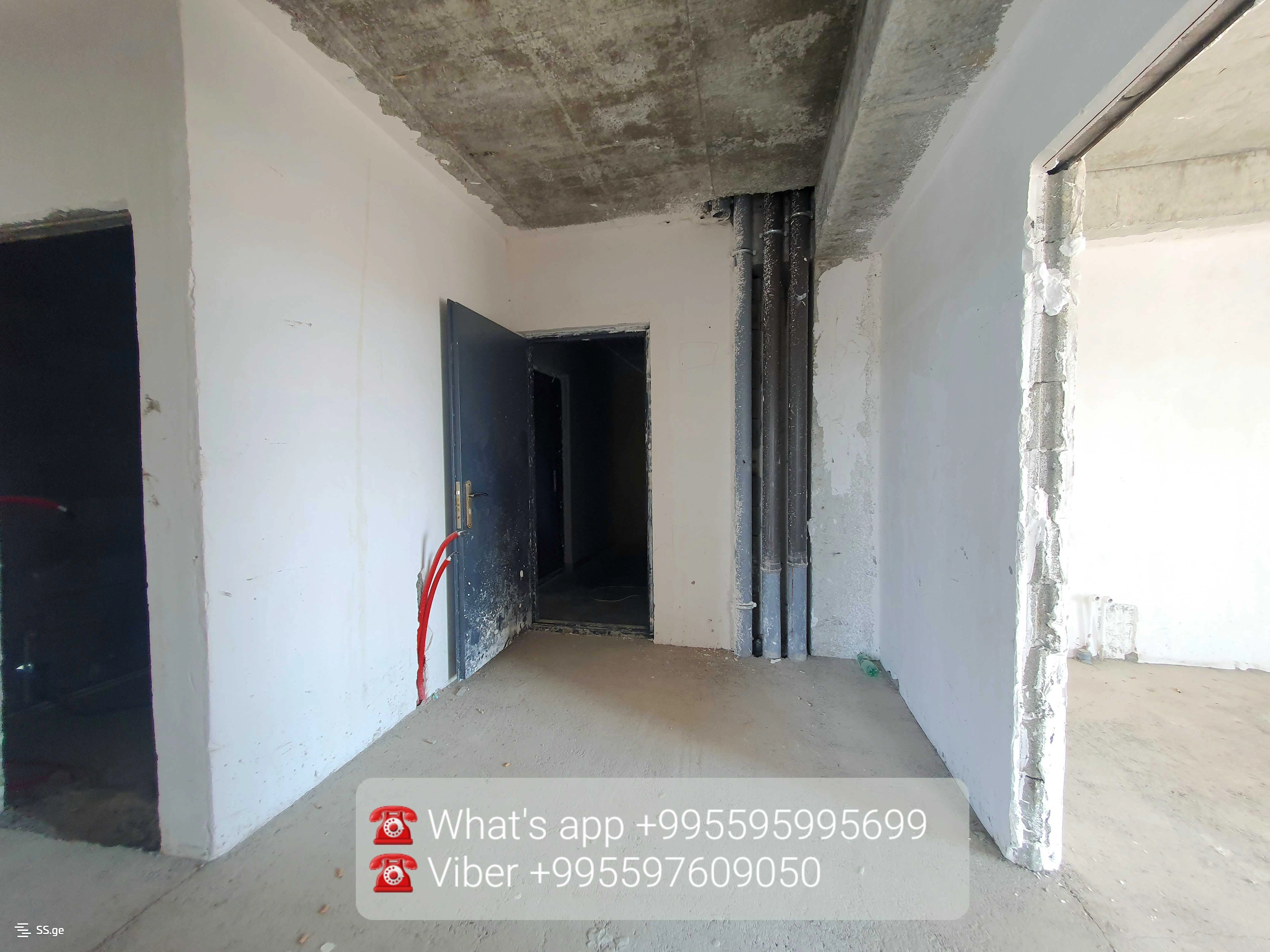 कुटैसी, जॉर्जिया में प्रसस्त 3-बेडरूम अपार्टमेंट