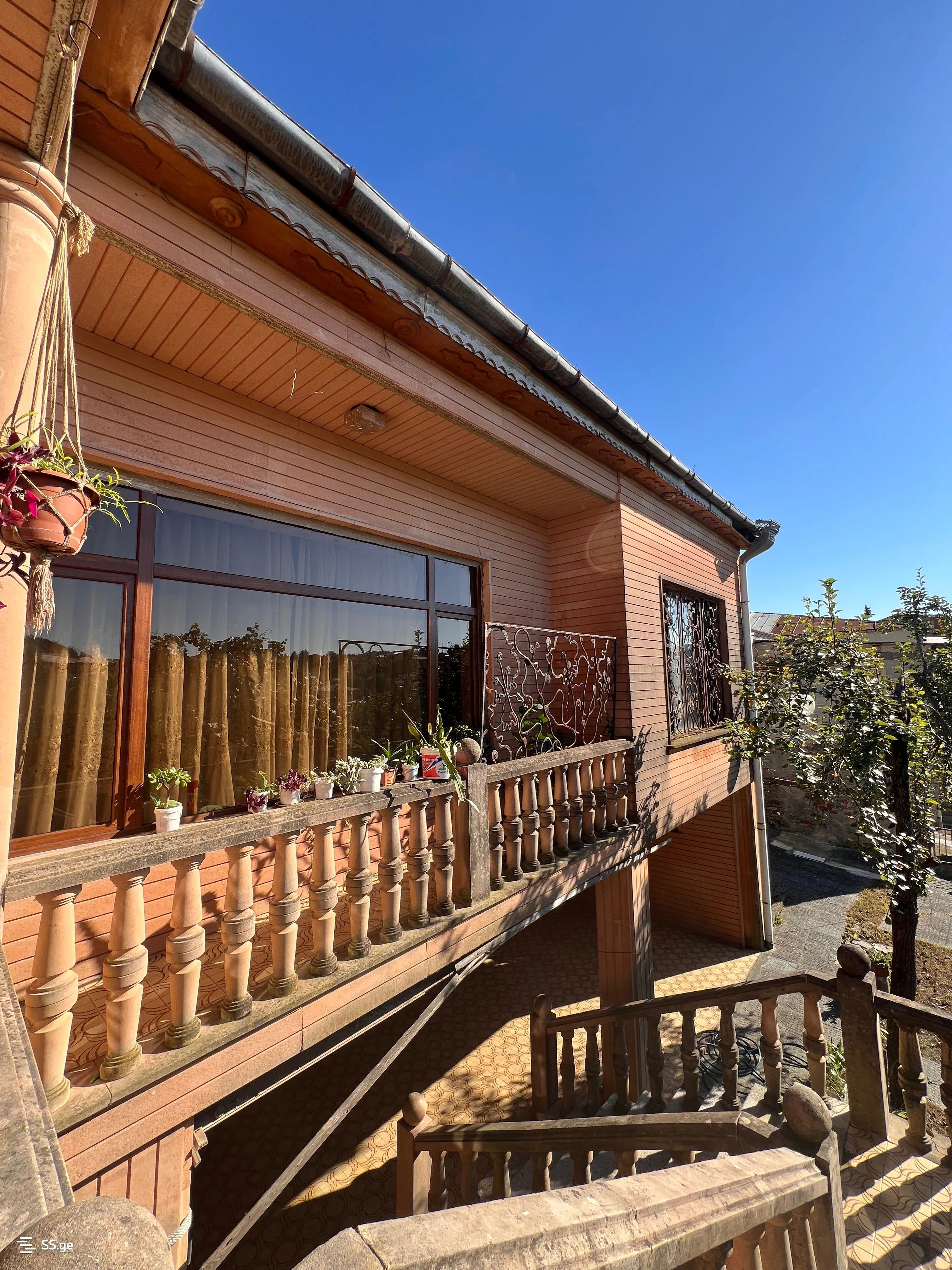 Spacious 3-bedroom house in Kutaisi, Georgia