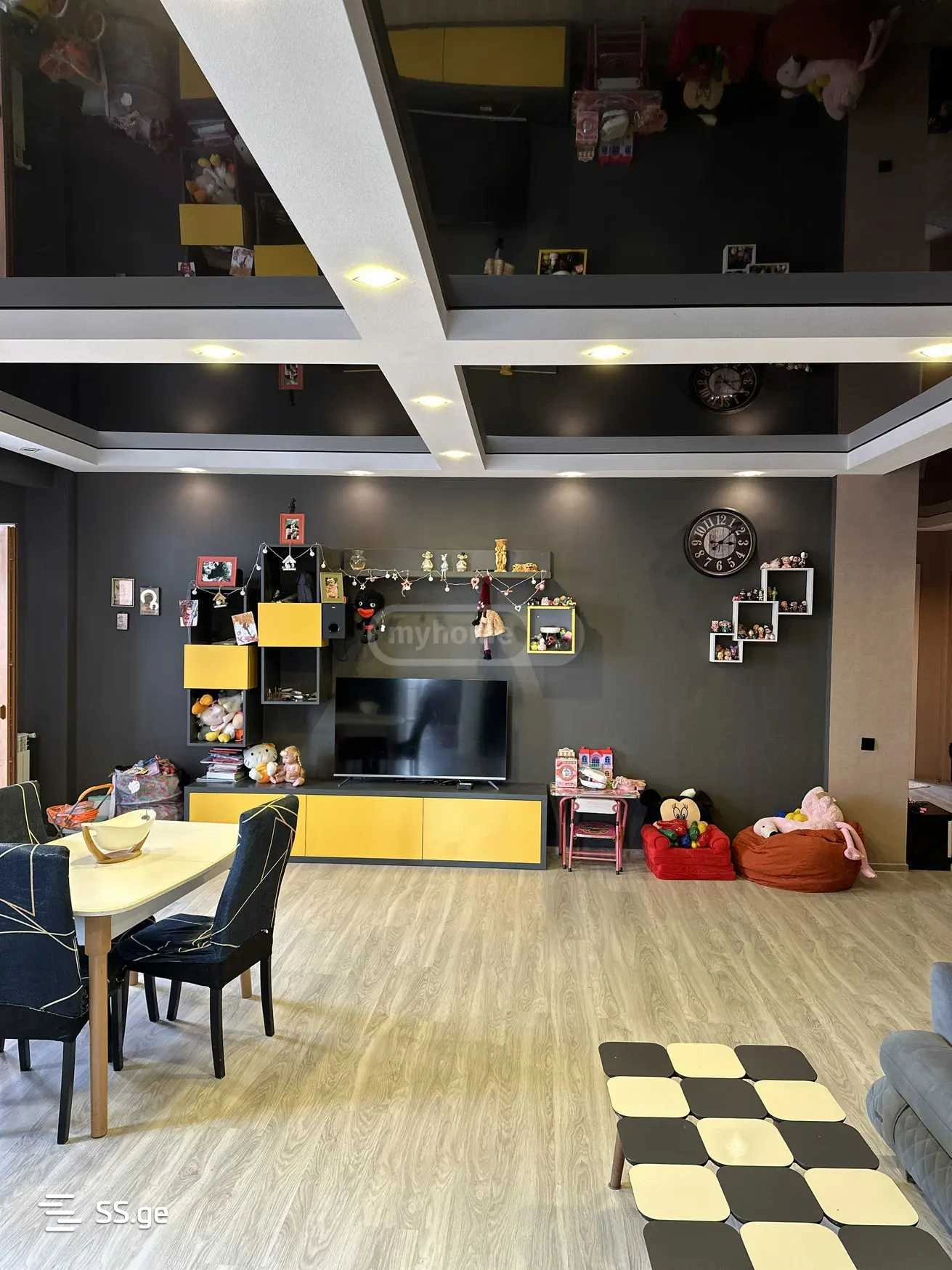 रूस्टावी, जॉर्जिया में 160 m² का विशाल अपार्टमेंट