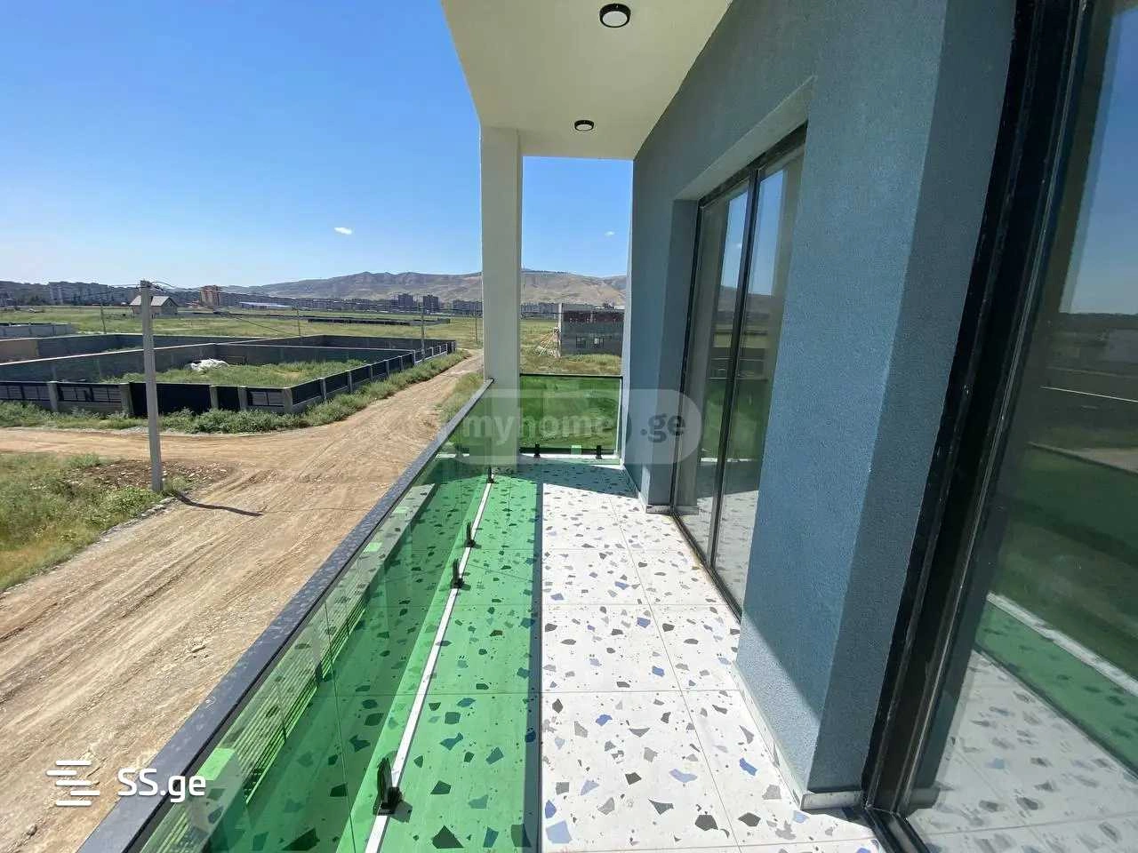 Amplia casa de 184 m² en Rustavi, Georgia