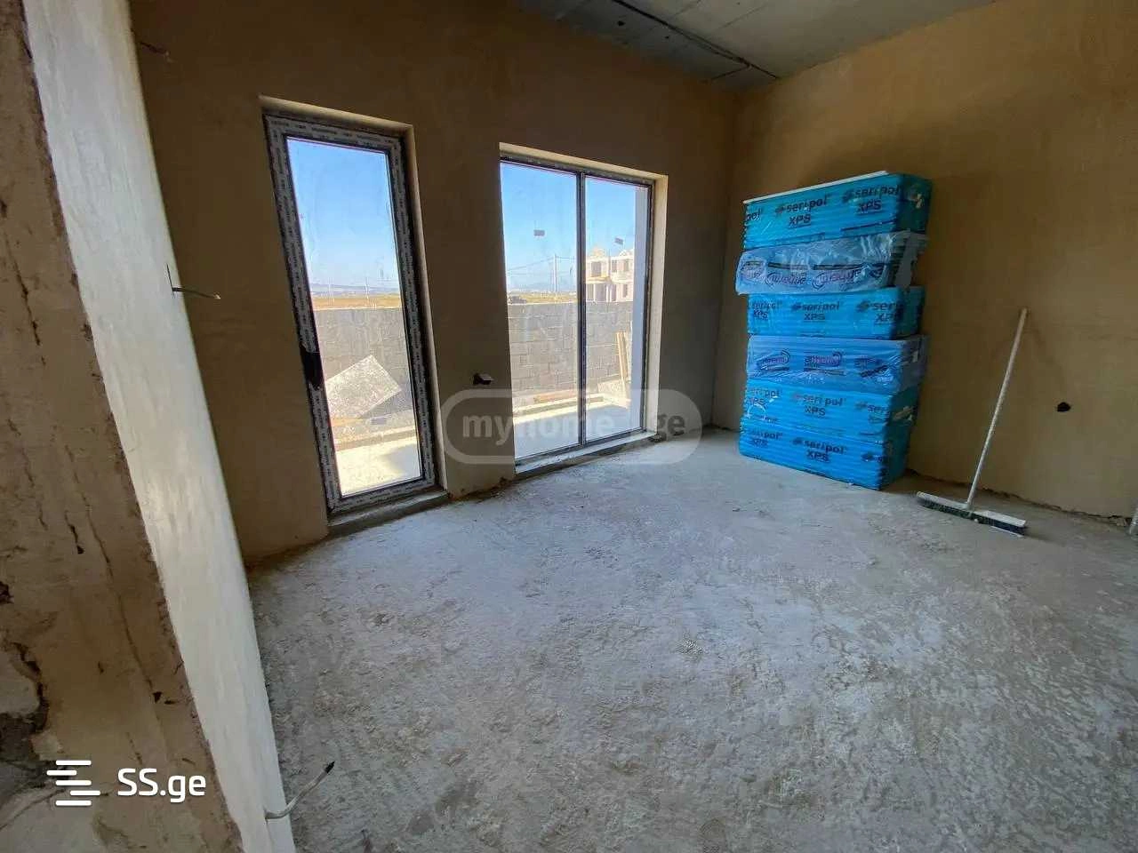 منزل واسع مكوَّن من 3 غرف نوم في راستافي، جورجيا