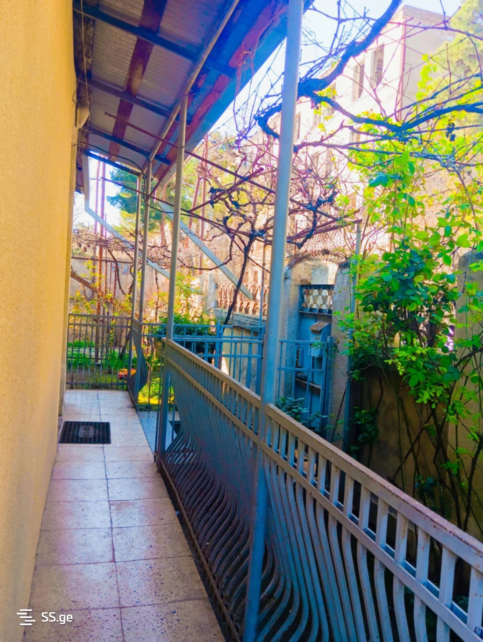 منزل جذاب مكوّن من 3 غرف نوم في روستافي، جورجيا