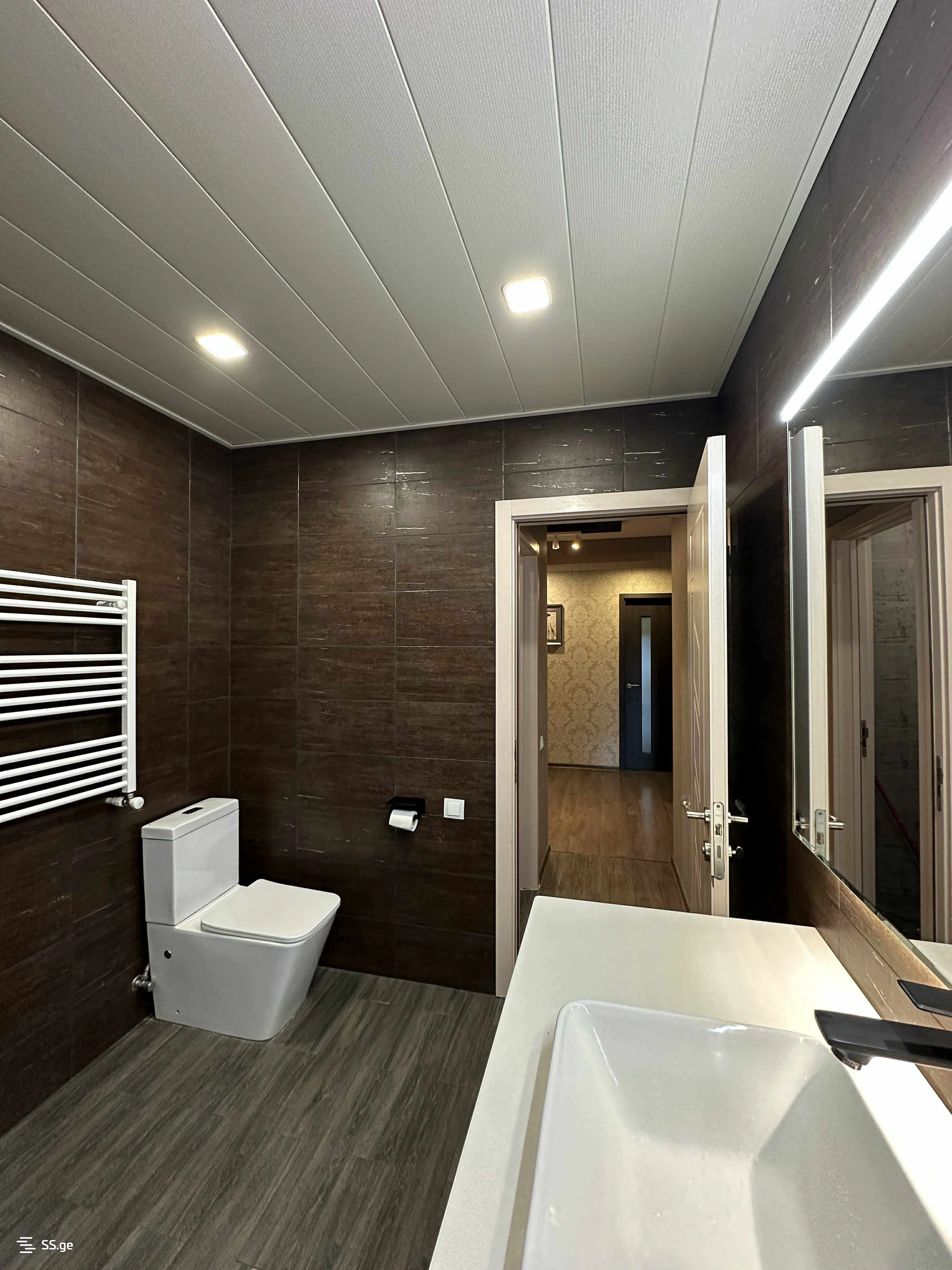 شقة مريحة مكونة من 3 غرف نوم في غوري، جورجيا