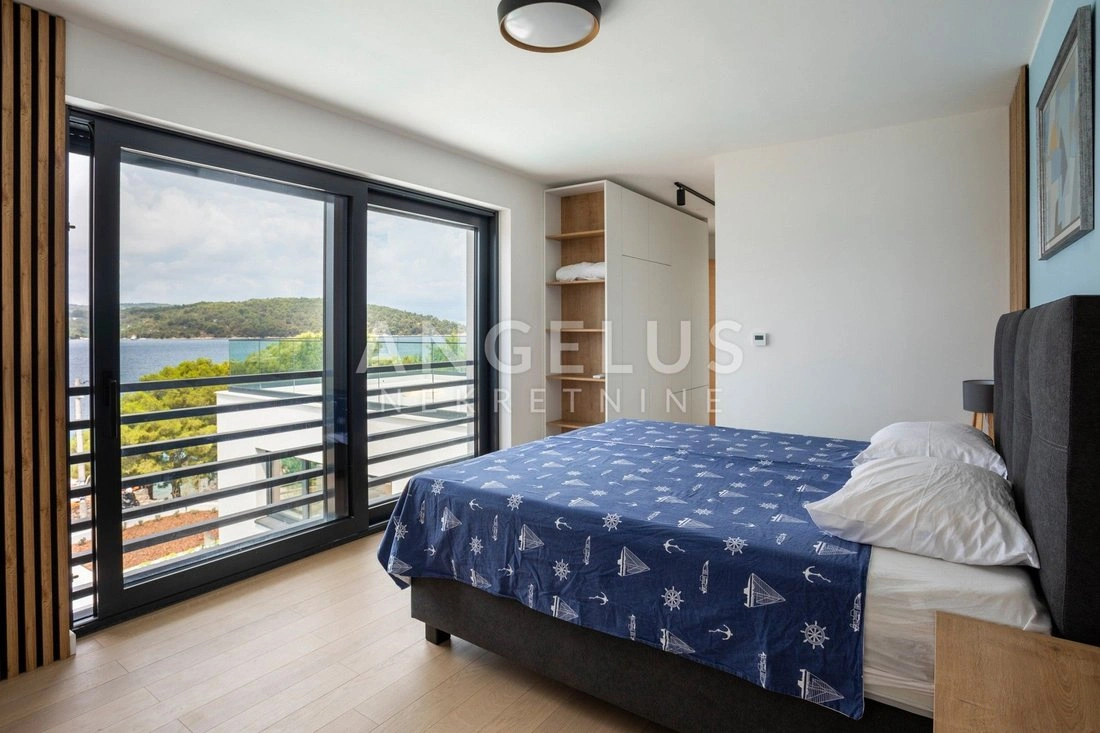 克罗地亚斯普利特:260 m2 带停车位的房屋