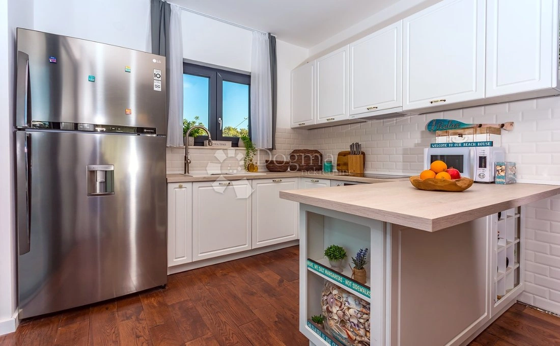 House 278 m2 with jacuzzi in Split, Croatia