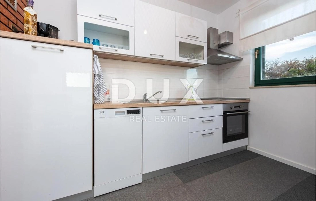 House 163 m2 with sea view in Zadar, Croatia