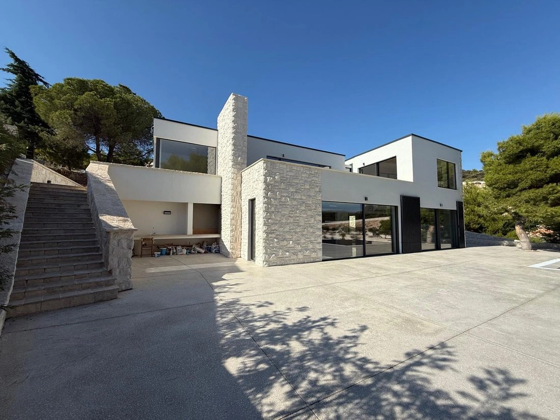 克罗地亚希贝尼克(Sibenik)4+1别墅,带无边泳池