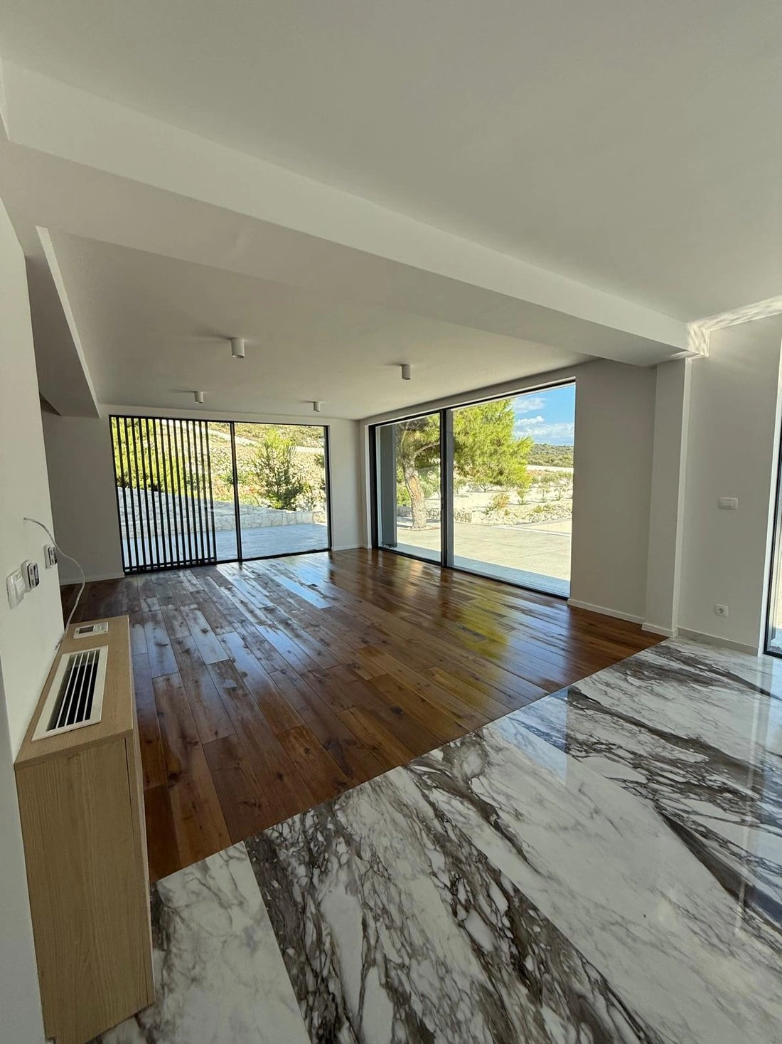 克罗地亚希贝尼克(Sibenik)4+1别墅,带无边泳池