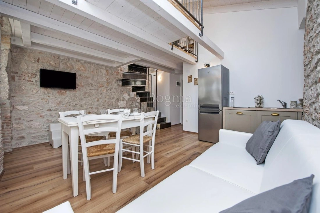 House 140 m2 with garden in Rovinj, Croatia