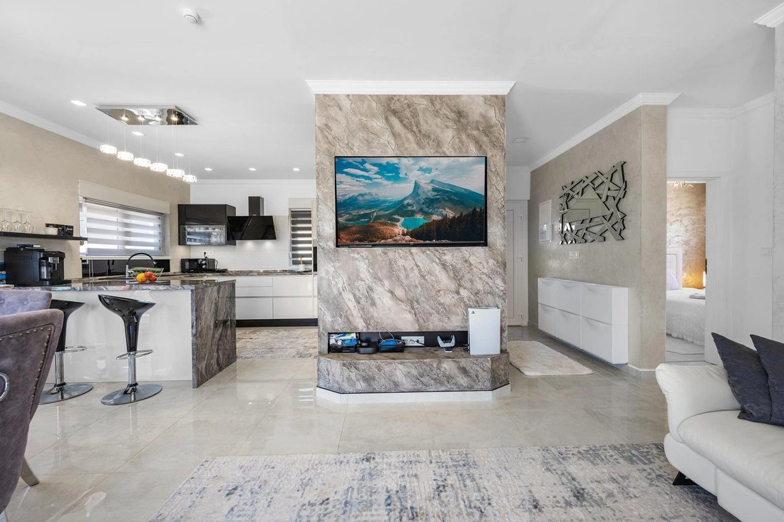 शिबेनिक, क्रोएशिया में पार्किंग सहित 107 m² विला