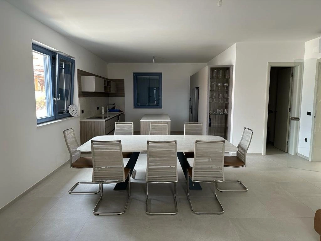 Maison 5+1 avec vue sur la montagne à Hvar, Croatie