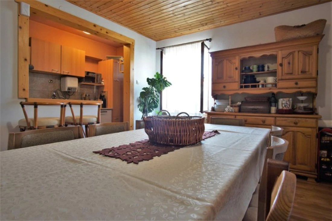 Villa 5+1 with parking in Rovinj, Croatia