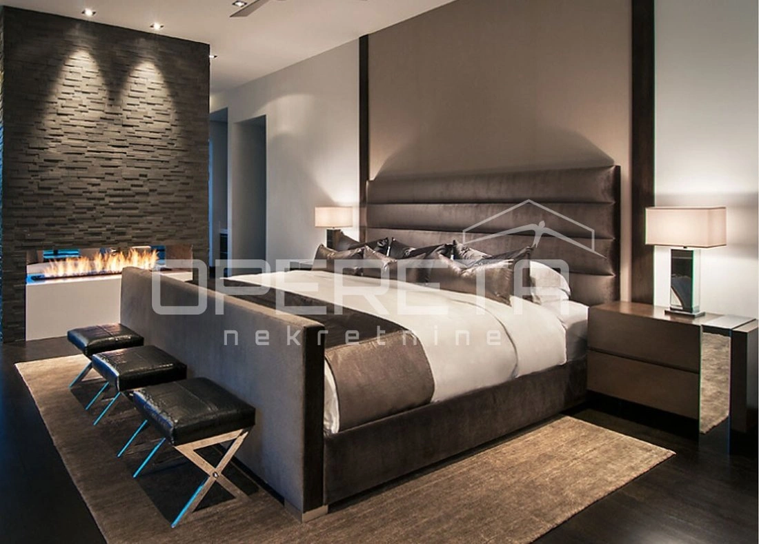 Apartment 159 m2 with open parking space in Opatija, Croatia