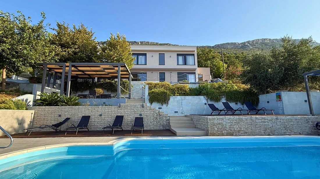 Villa 355 m2 con vista sull'oceano a Spalato, Croazia