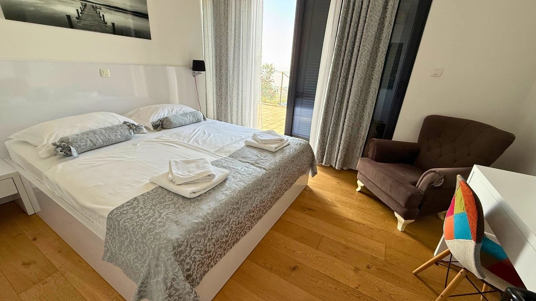 Villa 355 m2 con vista sull'oceano a Spalato, Croazia