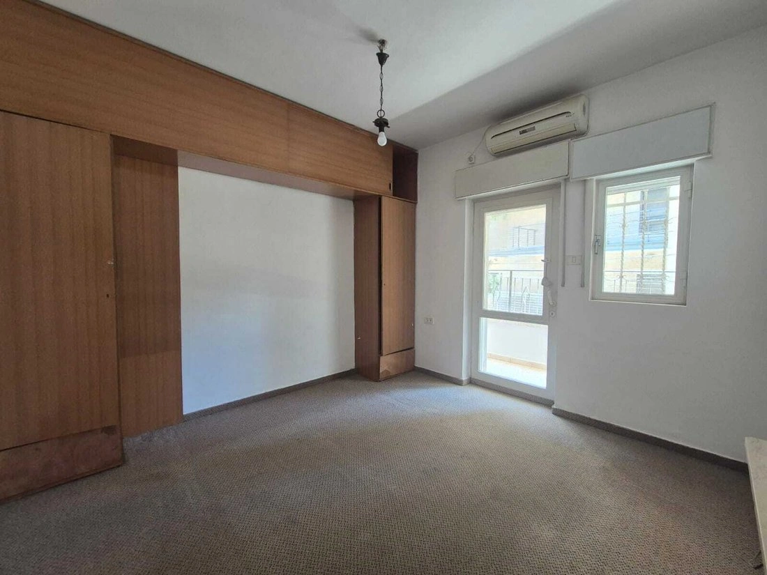 Bright apartment 112 m2 in Jerusalem, Israel