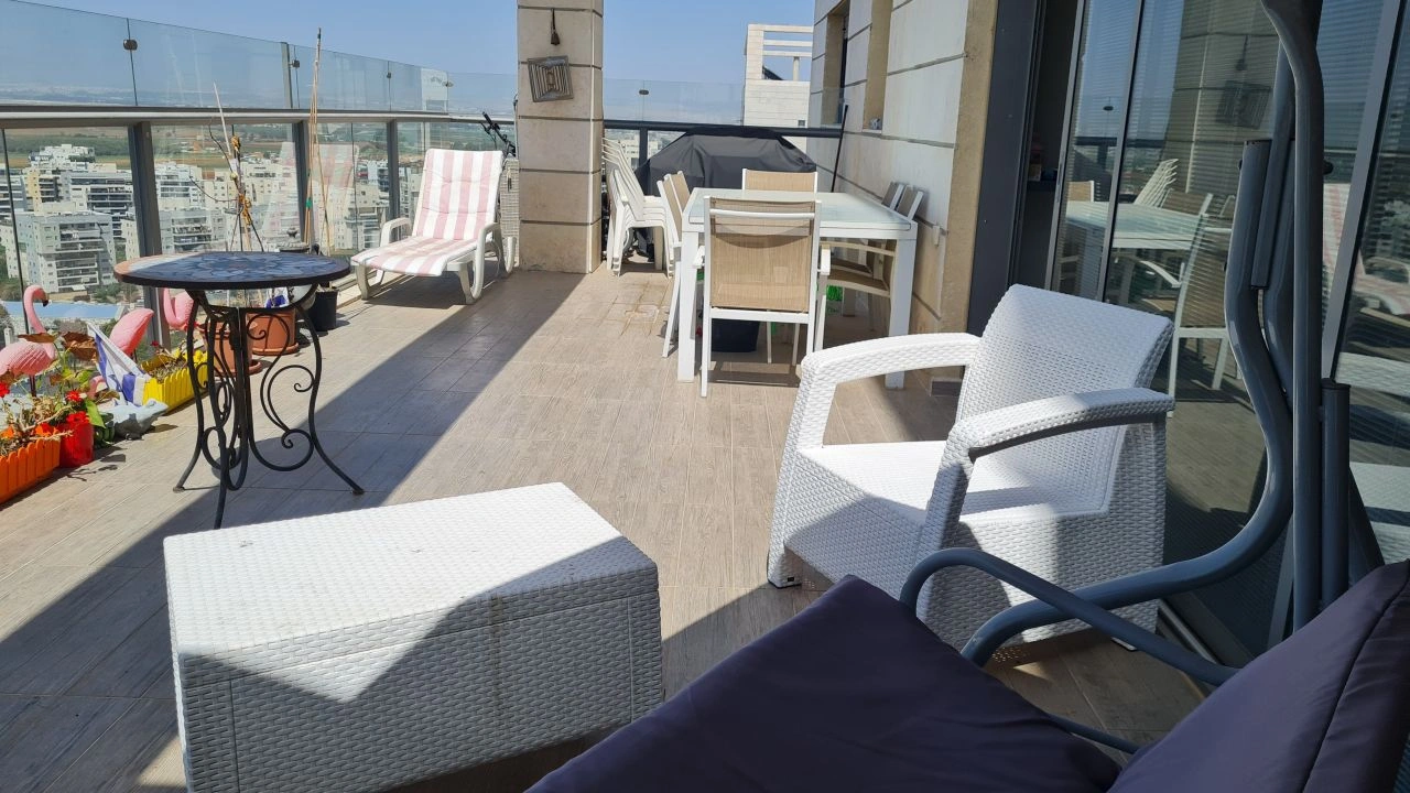 بنتهاوس مريح بمساحة 210 m2 في ريشون لتسيون، إسرائيل