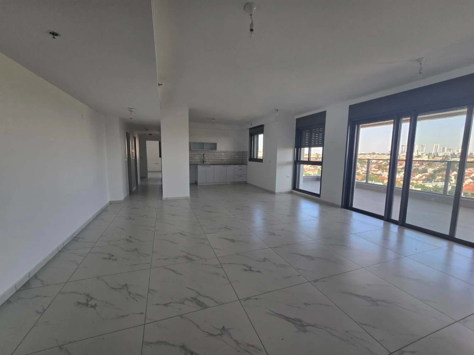 شقة مُجدَّدة بمساحة 125 م² في ريشون لتسيون، إسرائيل