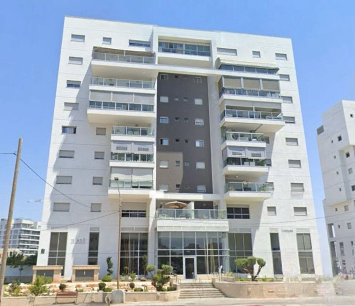 明亮公寓 145 m2,位于以色列霍隆