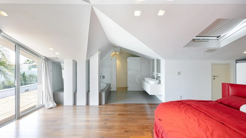 以色列赫兹利亚 498 平方米宽敞别墅