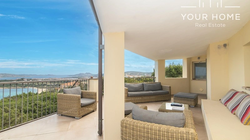 समुद्र के नज़ारे वाली विला 250 m2, सार्डिनिया, इटली