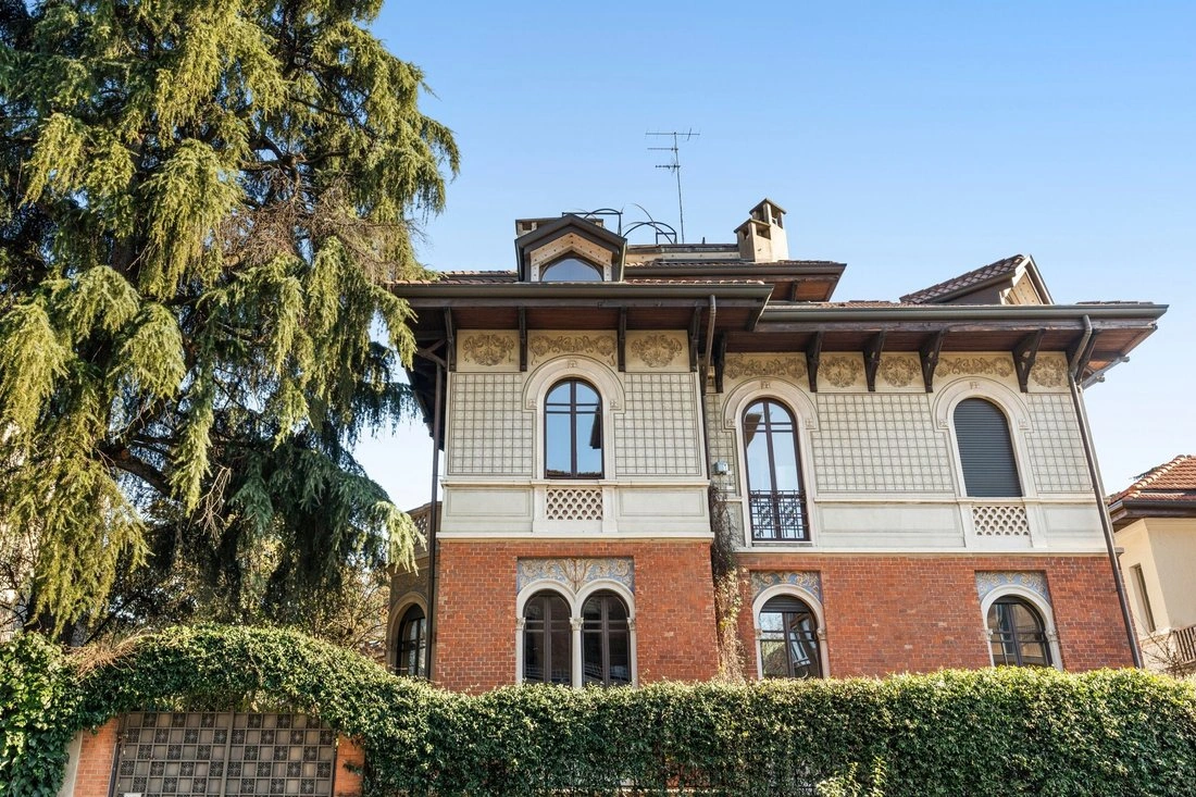 意大利·米兰 宽敞住宅(6+1)