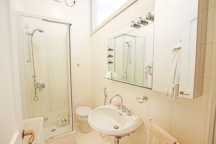 आधुनिक अपार्टमेंट 100 m2, बर्गामो, इटली