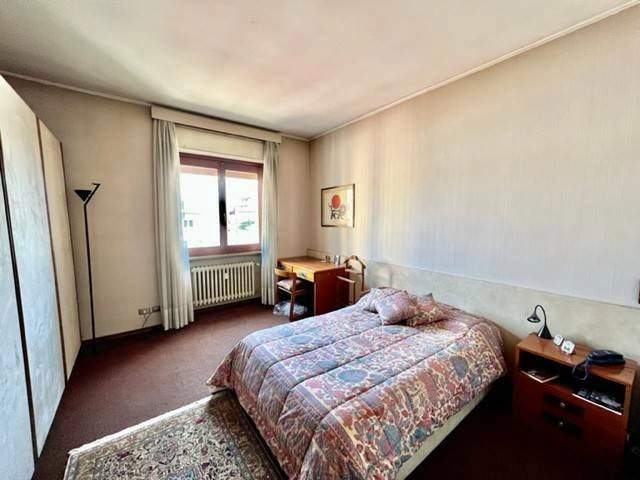 Serene penthouse 4+1 in Bergamo, Italy
