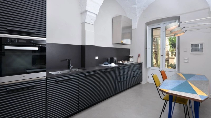 Spacious villa 4+1 in Castro, Italy