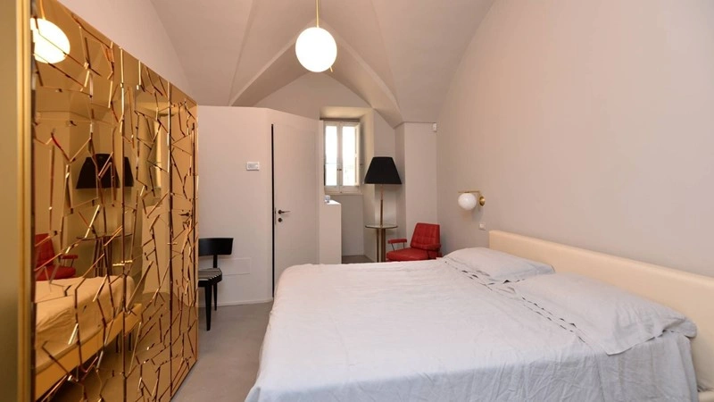 Spacious villa 4+1 in Castro, Italy