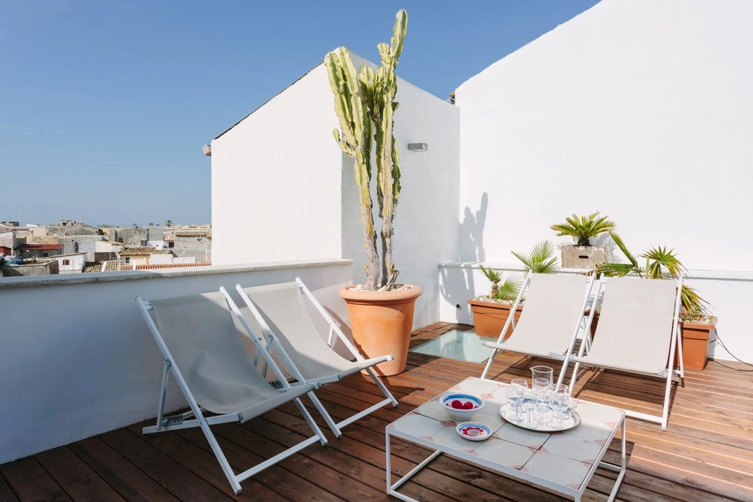 Spacious apartment 2+1 in Syracuse, Italy