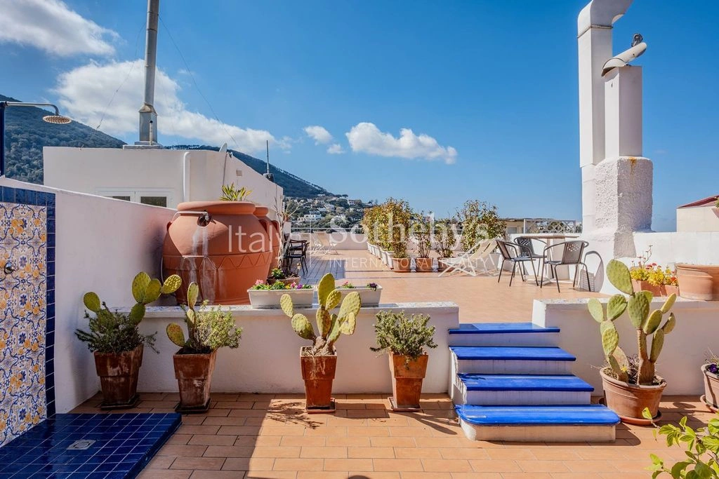 Appartement paisible 3+1 à Naples, en Italie