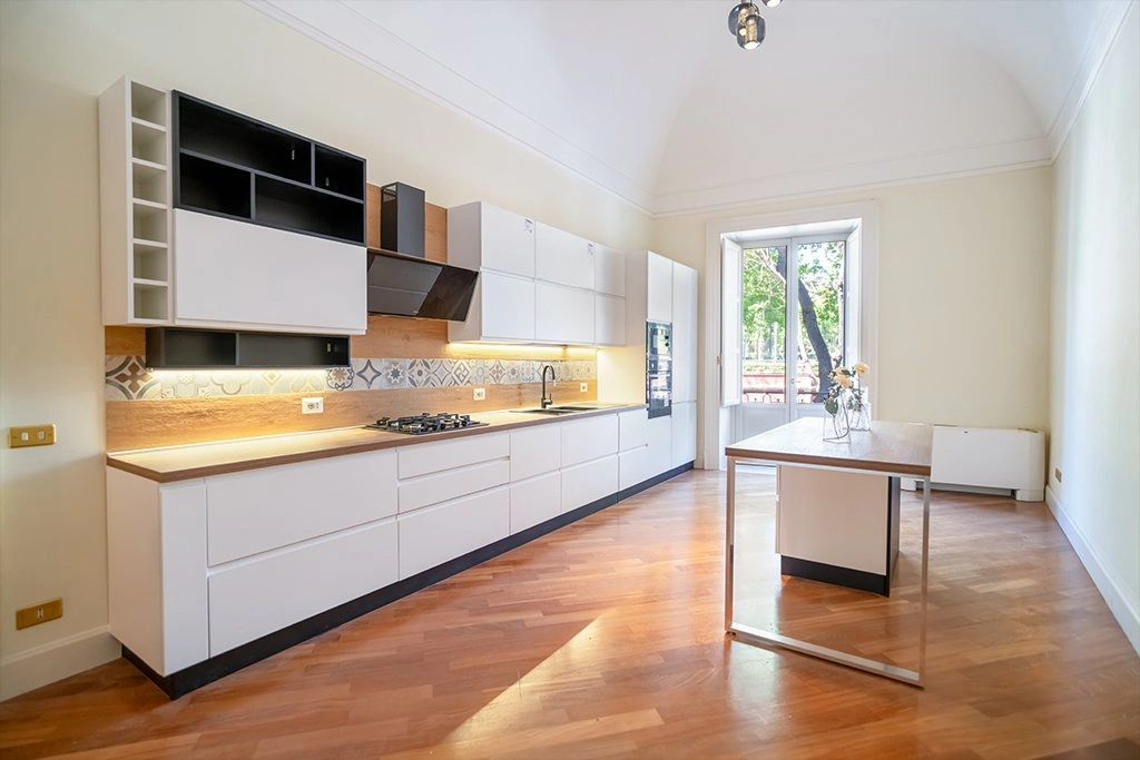 Appartement familial 3+1 à Catane, Italie