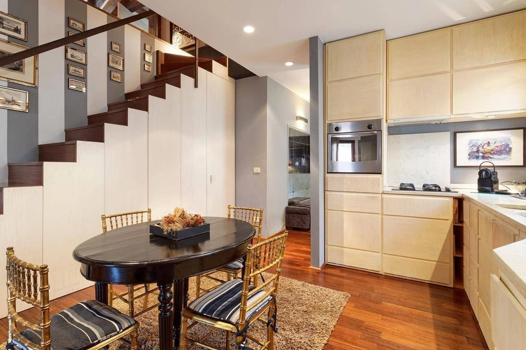 意大利威尼斯 250 m2 带家具顶楼公寓