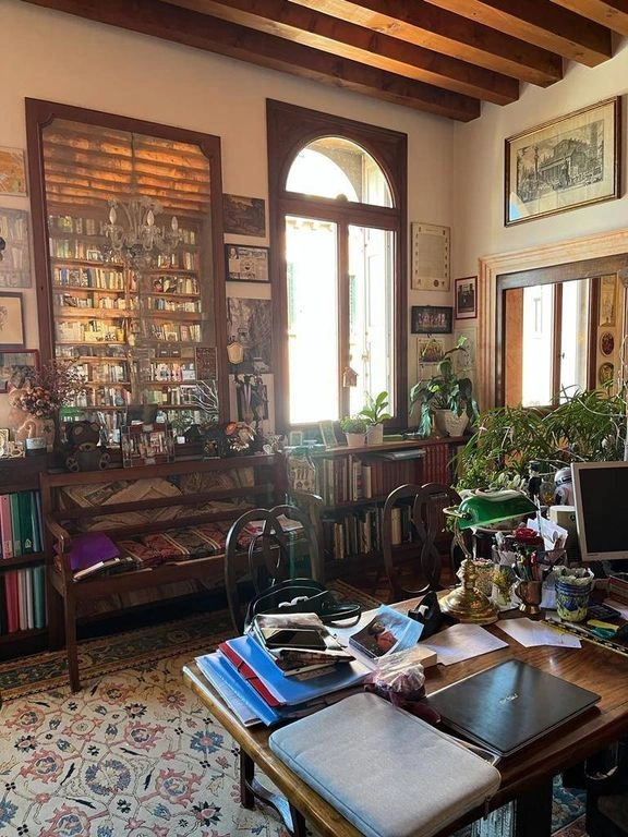 Appartement meublé 4+1 spacieux de 280 m² à Venise (Italie)