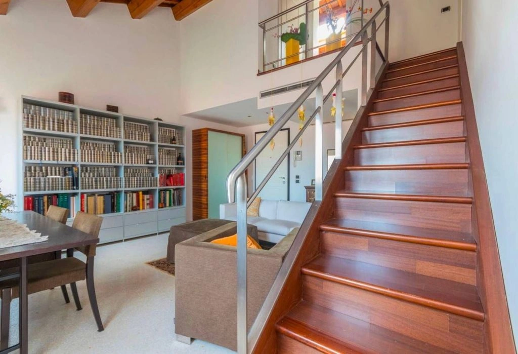 Appartement meublé 90 m² à Venise, Italie