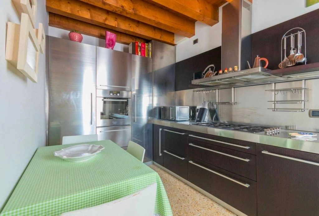 Appartement meublé 90 m² à Venise, Italie