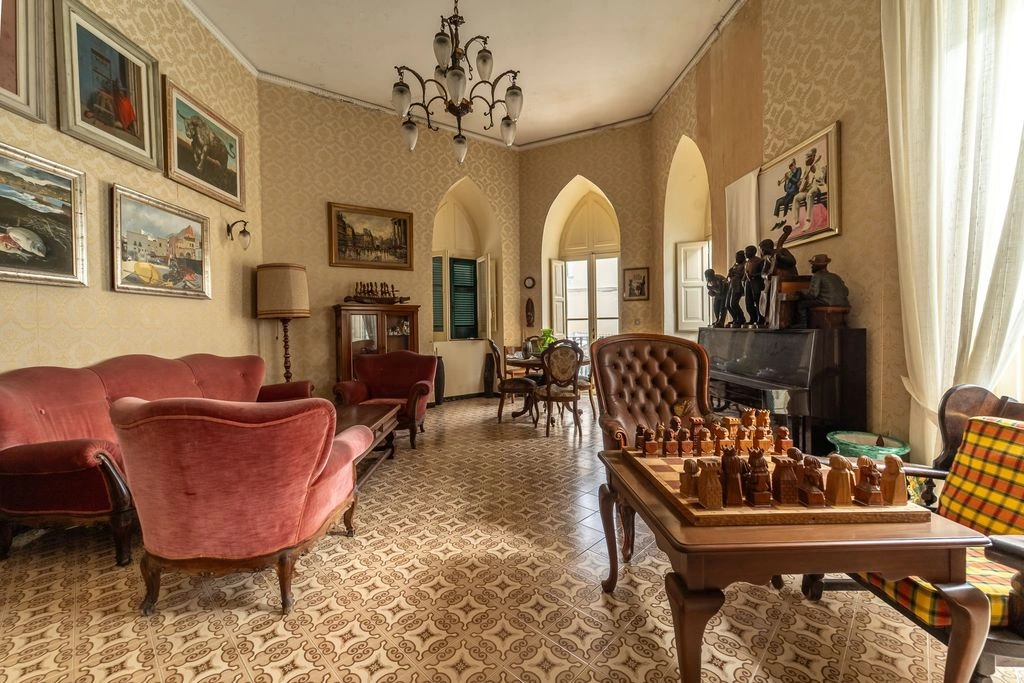 नेपल्स, इटली में आरामदायक 4+1 विला