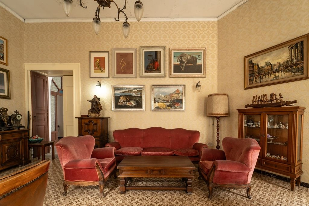 नेपल्स, इटली में आरामदायक 4+1 विला