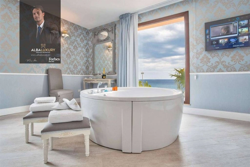 宁静别墅(30+1),位于意大利巴勒莫