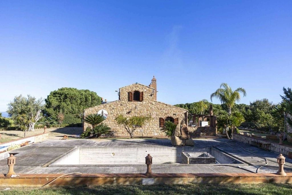 Cozy villa 3+1 in Palermo, Italy