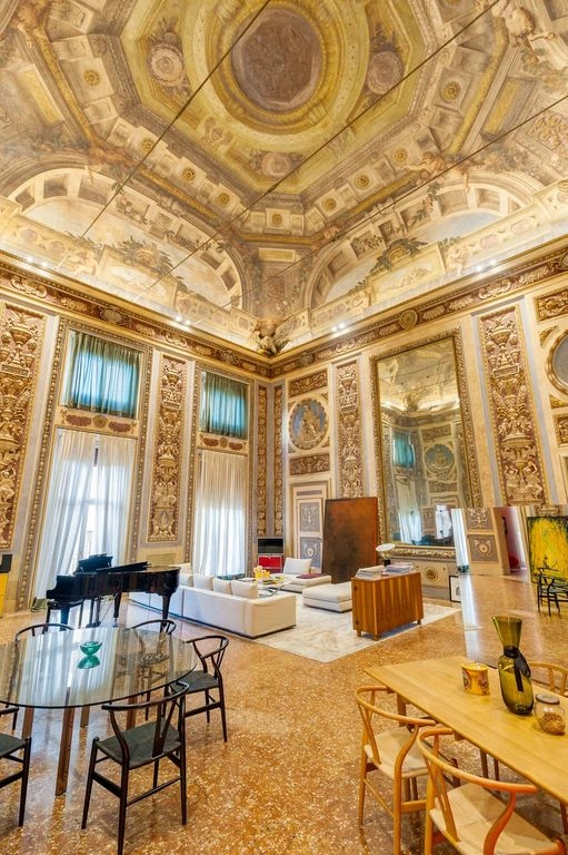 Spacious apartment 2+1 in Bologna, Italy