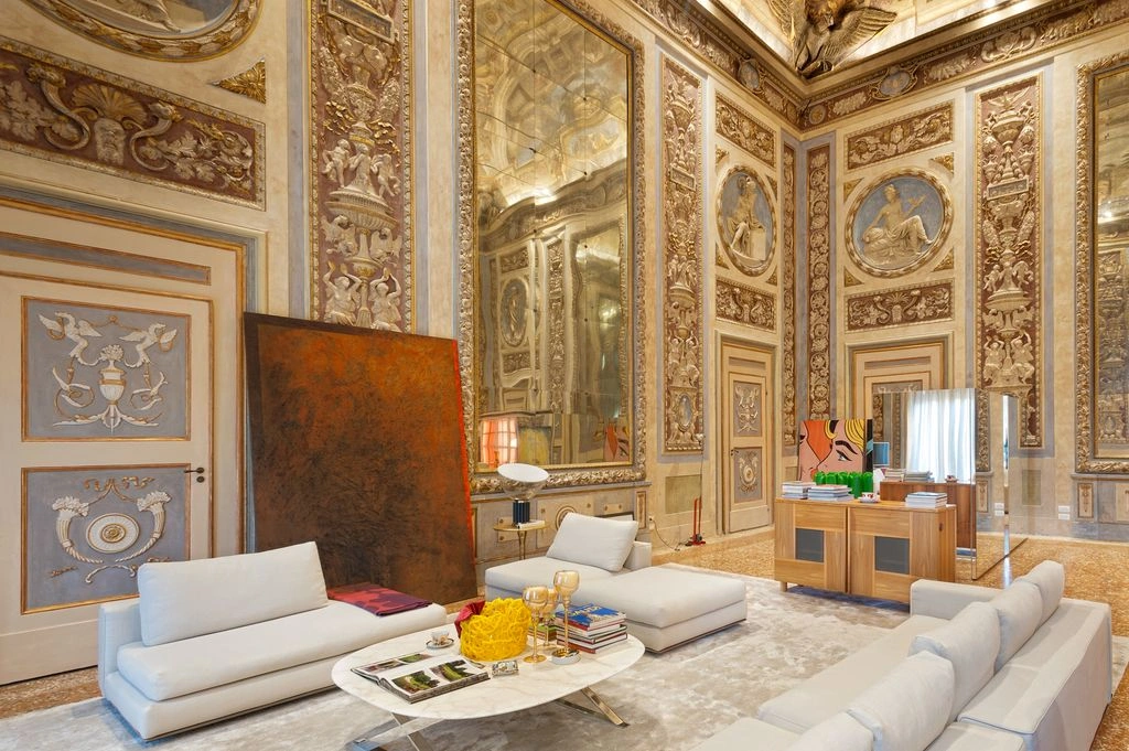 Spacious apartment 2+1 in Bologna, Italy