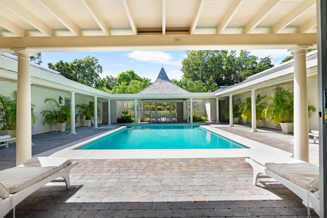 Casa 4+1 com piscina aberta em Montego Bay, Jamaica