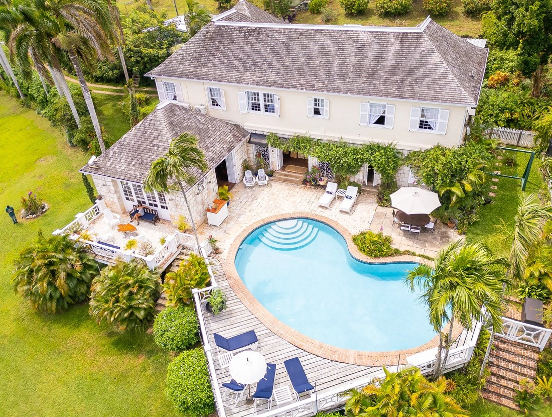 Casa 5+1 com jardim em Montego Bay, Jamaica